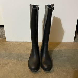 NEW Tall Black Rainboots